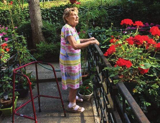 Ilyen lehet például, ha az onkológiai osztályon dolgozó nővéreket egy ideig a szülészeten foglalkoztatják.