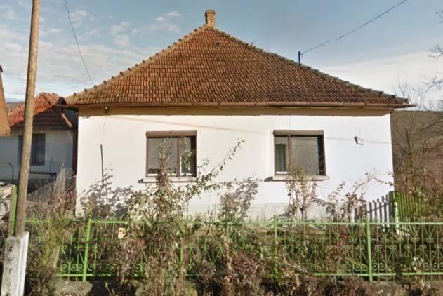 Meglévő épületek felújítása vagy bővítése esetén célszerű a környezetben lévő házakhoz hasonló színválasztás.