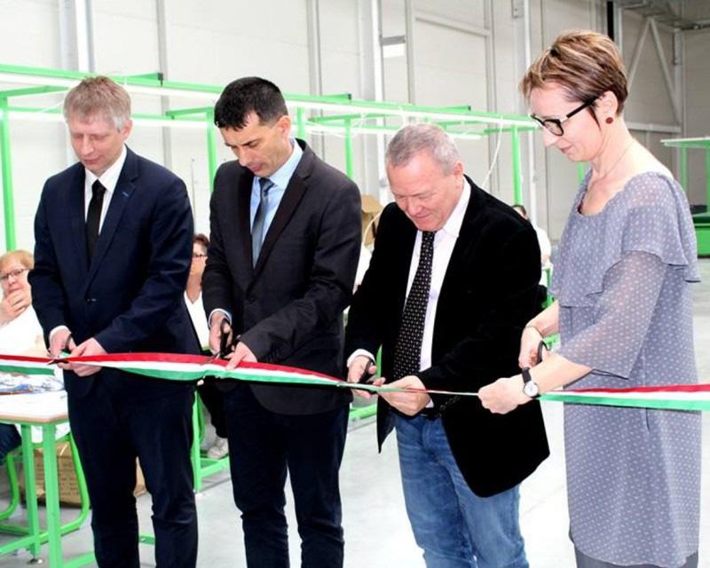 Azonban nem csak parkosítással foglalkoztak az év elsı harmadában.