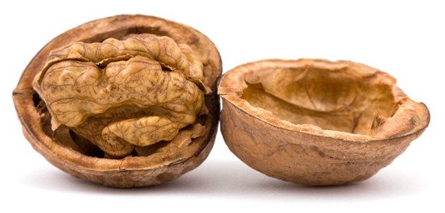 A dió magnéziumpótlásra is jó, amiből a napi szükséglet 300-350 mg. Az átlagos magyar étrendben nincs elég magnézium. Hiánya álmatlanságot, szorongást, fejfájást, légszomjat, depressziót okozhat.