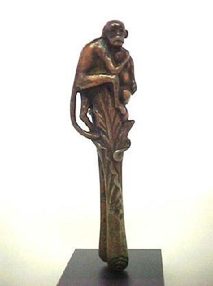 múltjába is