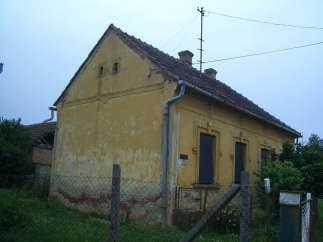 Eltérő