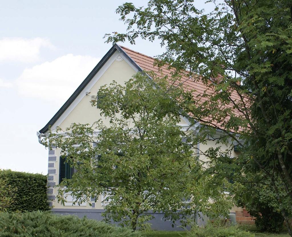 4 Bevezetés Ez a könyv tanítani szeretne.