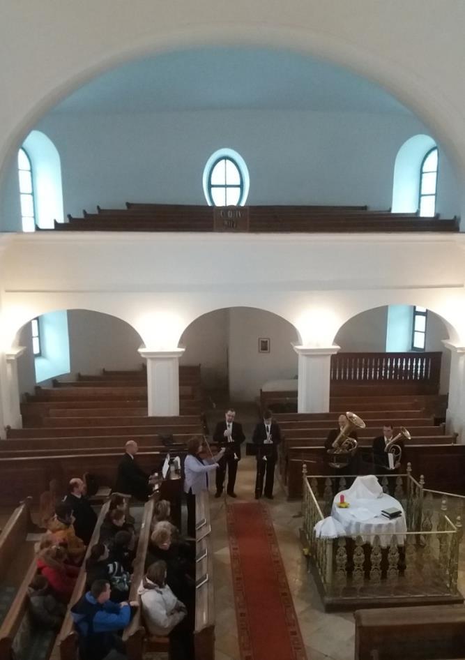 BESZÁMOLÓ A NAGYSZÉKELYI REFORMÁTUS GYÜLEKEZET KIEMELT ESEMÉNYEIRŐL Október 8-án az istentiszteletet követően bemutatkoztak a presbiterjelöltek.