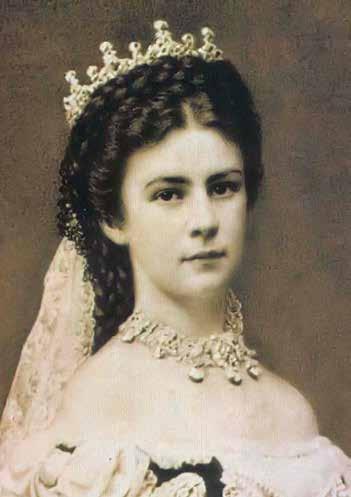 szolgálatai elismeréséül a Vaskorona Rend első osztályával tüntette ki az uralkodó. Gróf Festetics Mária és Ferenczy Ida pedig 1898.