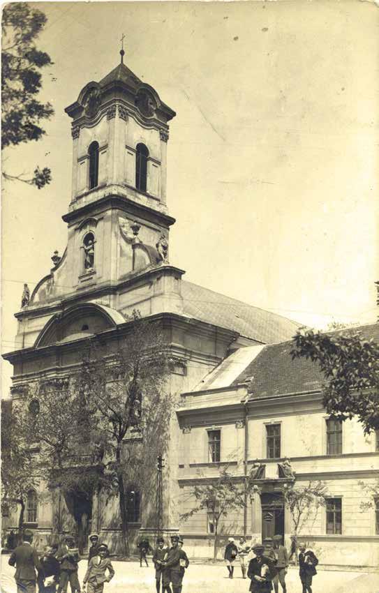 Az 1765-ben elkészült Piarista templom és a mai rendházban