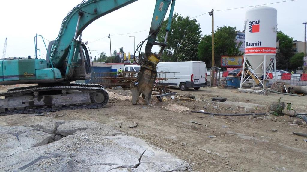 Fejtő-rakodó gépek Forgófelsővázas kotró munkaeszköz kanál