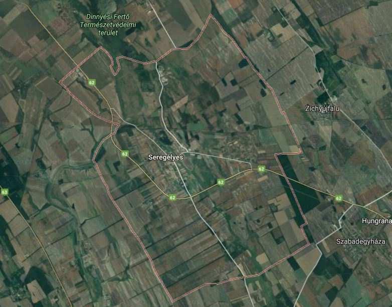Seregélyes bemutatása 4 SEREGÉLYES BEMUTATÁSA 2 Seregélyes Fejér megye középső részén helyezkedik el, Székesfehérvártól dél-keletre, 16 km távolságra, a 62-es számú fóút mellett.