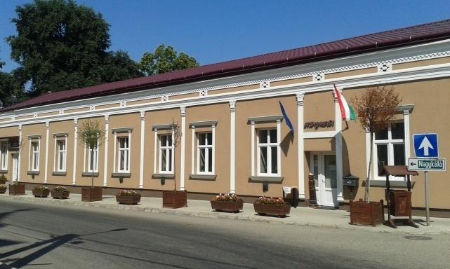 - Jókai u sarok Helyrajzi szám: 908 Polgári lakóház