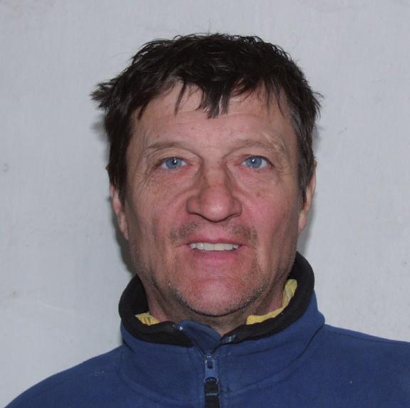 HÍREK Tolnay László (1954-2011) Szombaton ötödik alkalommal futják a Tolnay László emlékére kiírt versenyt.