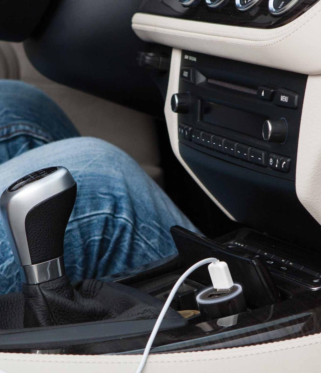 SZIVARGYÚJTÓS USB TÖLTŐK Autós szivargyújtó adapter USB aljzattal