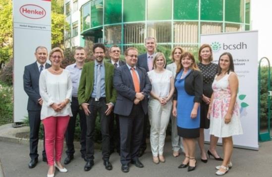 és az MVM Group voltak. A kétnapos eseményen tagvállalataink vezetői partnereikkel közösen vehettek részt.