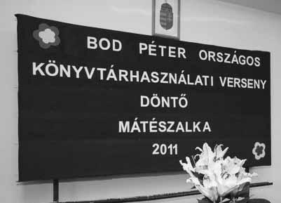 Mivel az 1-es számot húzták a regisztrációnál, már nyugodtan tudtuk nézni a többi csapat elõadását, mert õk léptek színpadra elõször. Ekkor már éreztük, hogy nem fogunk rossz helyezést elérni.