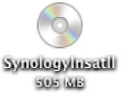 Mac OS X esetén 1 Helyezze a számítógépbe a telepítő lemezt, majd kattintson duplán a SynologyInstall ikonra az asztalon.