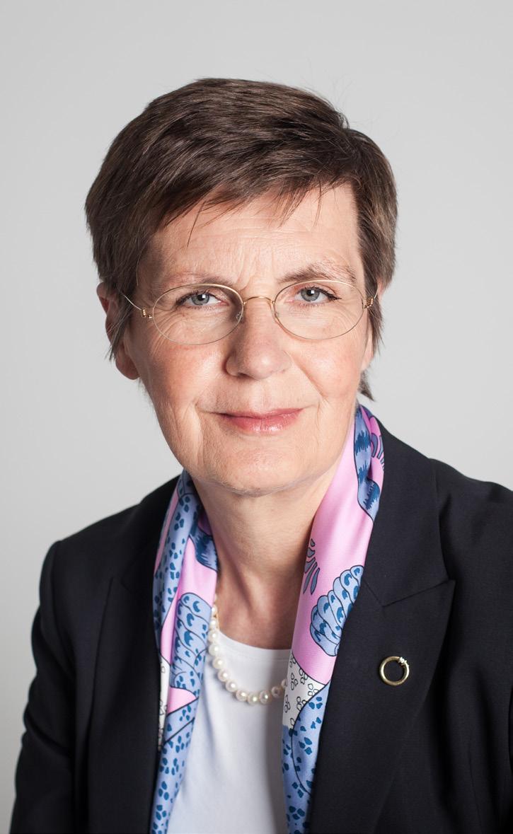 4 SINGLE RESOLUTION BOARD I. ELŐSZÓ A bankuniót a tartós pénzügyi válságra és az euróövezet bankrendszerének tényleges és érzékelt hiányosságaira reagálva hozták létre.
