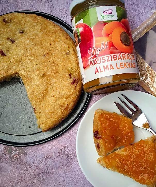 Gluténmentes, vegán túrótorta ízű sült tejbegríz tejmentes, szójamentes, hozzáadott cukortól mentes, zsírszegény Öntsük a tejet egy kisebb edénybe, adjuk hozzá a zabdarát, a sót és az édesítőt, majd