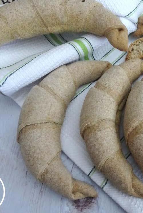 Gluténmentes, vegán, szénhidrátcsökkentett, zsírszegény tejes kifli, és bagel tejmentes, tojásmentes, gluténmentes, szójamentes, élesztőmentes Mérjük ki és külön edényben keverjük össze a száraz és a