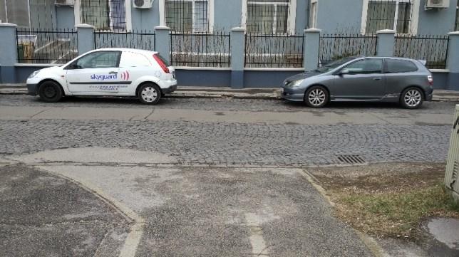 A Közműhelytelep utca Zamárdi utca és Serény utca közötti szakaszán, valamit a Serény utcában a meglévő útpálya nagykockakő burkolatú, így nem a legalkalmasabb a kerékpározásra, de tekintettel arra,