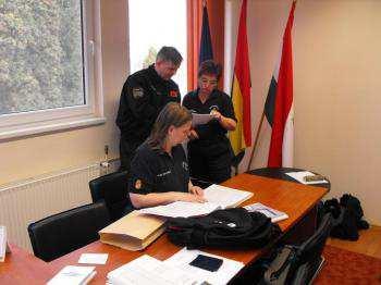 megállításának szabályait. Szolgálat ellenőrzés Nyergesújfalun 2013.03.06. Március 6-án a Katasztrófavédelmi Műveleti Szolgálat a Nyergesújfalui Katasztrófavédelmi Őrsön szolgálat ellenőrzést tartott.
