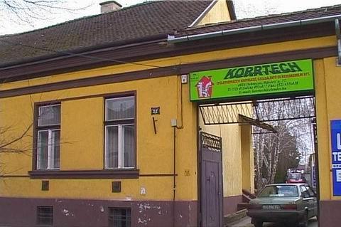 A jó gazdálkodásunk eredményét mutatja az is, hogy az iroda mellett a belvárosban megvásárolt másik ingatlant panzióvá alakítottuk, amely azóta is működik (jelenleg bérlő üzemelteti).