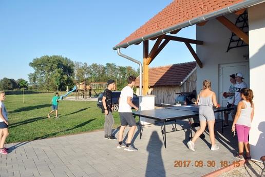 általános iskolások is megnézhettek.