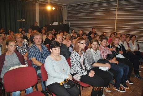 sávolyi gyerekek is szerepeltek benne.