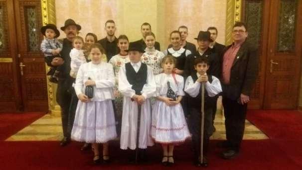 Sándor, Hajmási Barnabás, Bogdán István, Gaschler Beáta, Kovács Norbert. A muzsikát a Zagyva banda szolgáltatta.