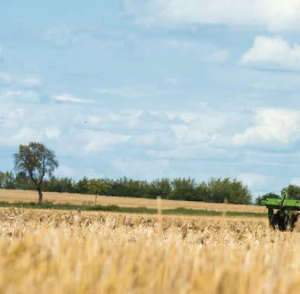 200 k hasznos teherbírás - Load-Sensin szivattyúval felszerelt hidraulikarendszer, szériaszerűen 109 l/min, opionálisan 152 l/min vay 193 l/min hidraulikaszivattyúval.