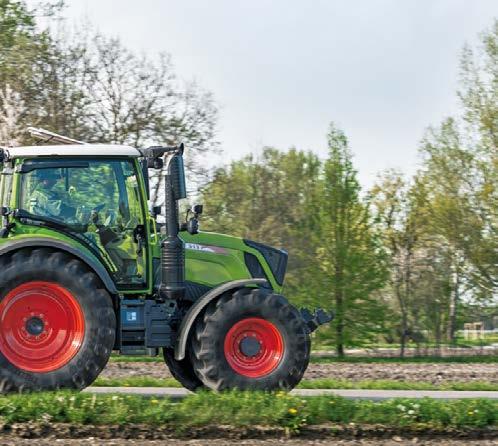 fordulóautomatikához - 40 km/h maximális sebessé sökkentett motorfordulatszám mellett (1700 ford/min) - Több mint 3,5 t hasznos teherbírás - Szintszabályozott mellsőtenely-ruózás hosszanti émekkel a