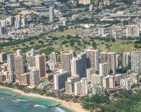 Hawaii négy szigettúra 1. nap: Oahu sziget és Waikiki Beach Érkezés Oahu szigetére, a Honolulu Nemzetközi Repülőtérre.