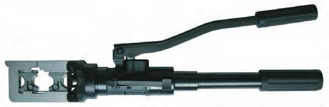 Préserő kn: 60 kn Üzemi nyomás /bar: 700 Felhajtható fej: igen Nyitás / lökethossz: 17 mm Préselési szélesség: keskeny standard Cu 10-240 DIN Cu 10-240 DIN Al 16-185 standard Cu 10-240 DIN Cu 10-240