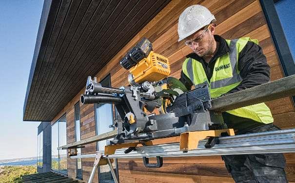 389.900 Ft 54V XR FLEXVOLT 305MM-ES VEZETÉK NÉLKÜLI GÉRVÁGÓ FŰRÉSZ HÁLÓZATI