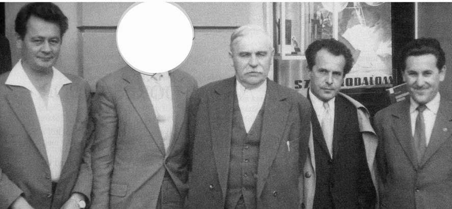 képről?