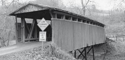 Súlykorlátozással jelenleg is szolgálja a forgalmat. Az Elders Mill híd Watkinswille-ben, Georgiában 1897-ben épült, kivitelezője és tervezője ismeretlen (21. ábra).