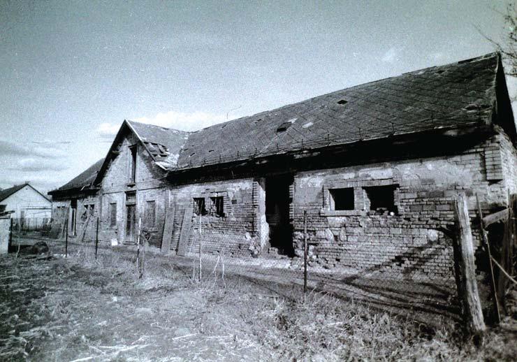 HAGYOMÁNY Múlt századi merengő MÁJUS kamatos törlesztést, és gyarapodó családjának sem kellett aggódnia a napi betevő miatt.