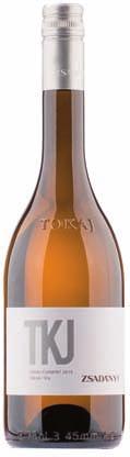 TOKAJ GRAND TOKAJ FURMINT 2016 & 10-12 C 1-3 év Tokaj $ Furmint Illatában fi nom mézes jegyek keverednek gyümölcsösséggel.