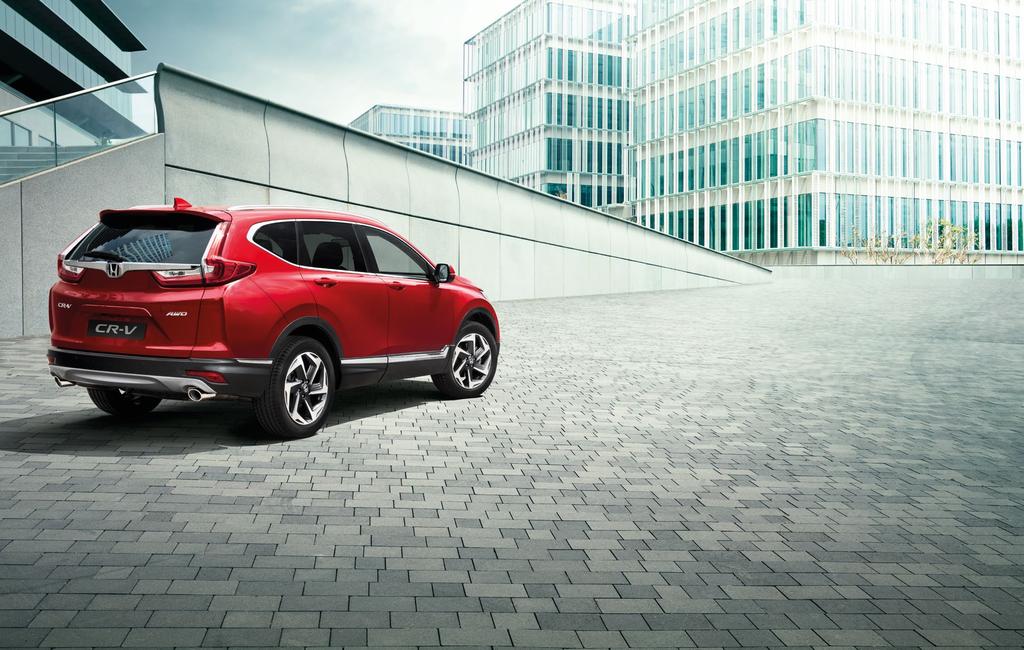 AZ ÖN CR-V-JE Képünkön egy Premium Crystal Red Metallic színben