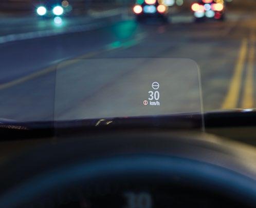 MAGÁVAL RAGADÓ TECHNIKA Ultramodern vezetést segítő berendezések teljes sorát dolgoztuk ki, hogy a CR-V igazán lenyűgöző vezetési élményt nyújtson.