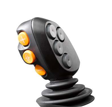 A joystick a kartámasz jobb oldali vezérlőkonzoljába van integrálva és professzionális kezelhetőséget biztosít.
