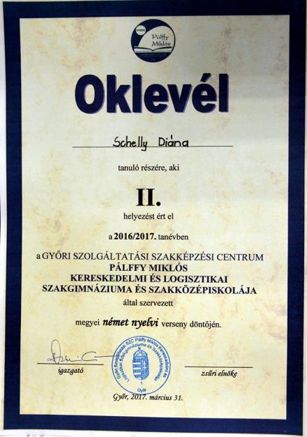b), Barta Anna, Bábel Vivien, Orbán Nikolett, Péterfi Barbara, Vörös Kitti (10. b). Edző: Szittner Lajos. Gratulálunk!