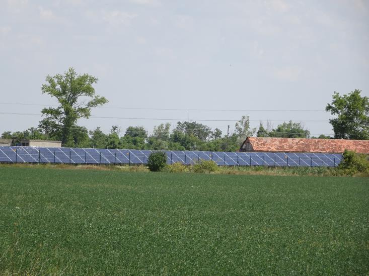 Az önkormányzati intézmények energiahatékonysági értékelése Az önkormányzati intézmények energiahatékonysága javítható egyrészt a korszerűbb energiatakarékosabb készülékekkel, alternatív kapcsolós