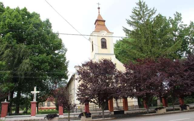 templomról nincs biztos adat, de egy összeírás 1699-ben a reformátusok