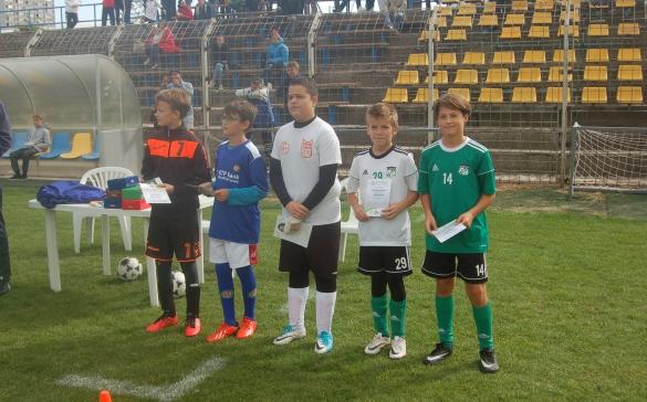 góllal. A nyolc mérkőzésen 29 gólt szereztünk, amiből Geiszter Barna egymaga nyolcat vállalt, de Magyar Bulcsú is hatszor beköszönt.