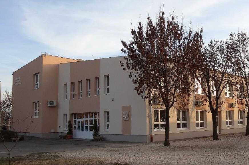 REFERENCIÁINK Podmaniczky Evangelikus Általanos Iskola Az alábbiakban bemutatjuk az elmúlt két évből az önkormányzatokhoz, illetve azok intézményeihez kapcsolódó referenciáinkat és az önkormányzati