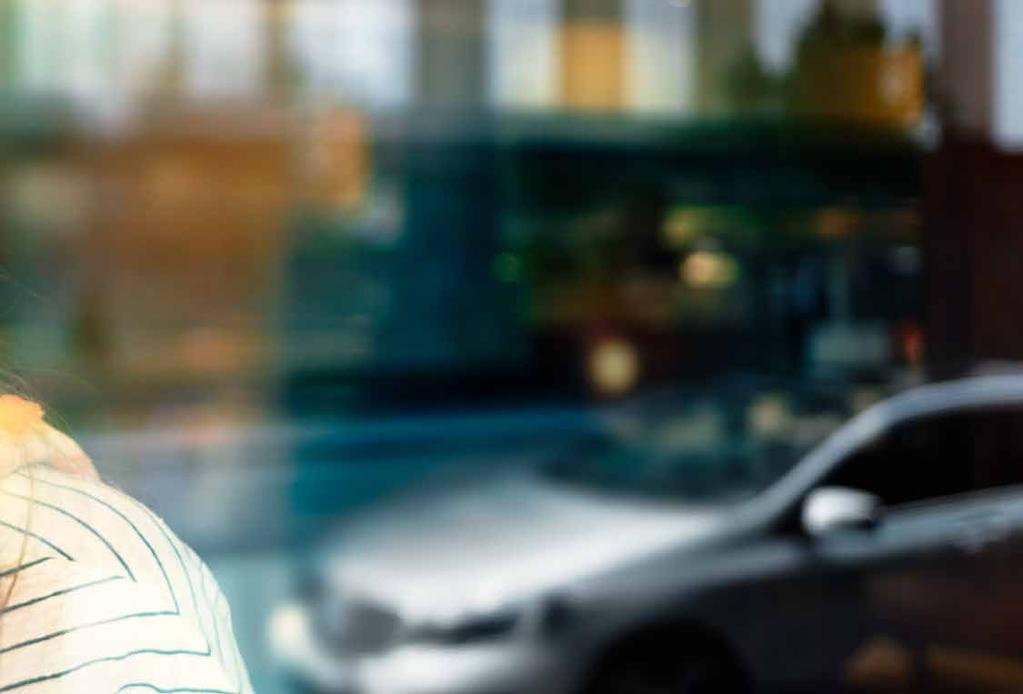 Így lép fel: 2 Mercedes-Benz A 250 4MATIC sarki ezüst metál AMG Line kivitelváltozat, feketére fényezett és fényesre esztergált AMG könnyűfém keréktárcsák, AMG Exkluzív csomag, fekete RED CUT