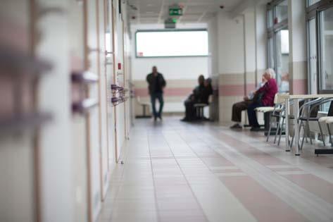 mérték Magyar Egészségügyi Rendszer Teljesítményértékelése Struktúra, elérés Az ellátórendszer struktúrája bizonyos pontokon aránytalanságokkal terhelt. Gy1.