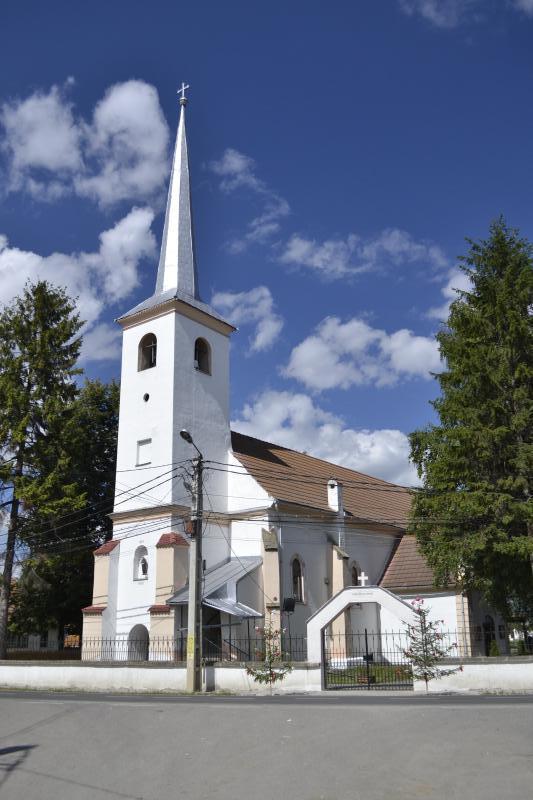 ember közös imája és éneke. A kegytemplomba, vagy a kegyszoborhoz a búcsúsok kis hányada juthat el csak, de ennek ellenére érvényes a búcsújárásuk.