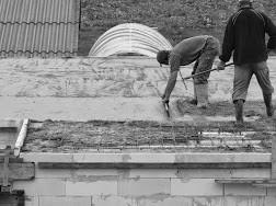36.)A beton utókezelését a betontechnológia szabályai szerint, az aktuális
