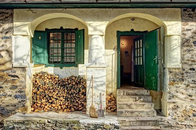 A hegy az ókorban a Római Birodalom Pannónia provinciájának része volt. A vulkanikus eredetű talaj jó bortermő jellegére már az ókorban felfigyeltek, szőlőművelése már a római-korban is zajlott.
