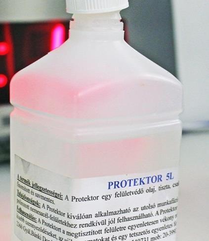 Ha a szünetmentes tápegység lemerül, vagy bármi okból tönkremegy, a ProxerGate3 kapu karjai kézzel átforgathatók lesznek. Menekülési útvonalra a ProxerGate3E (ejtőkaros) változatot javasoljuk.